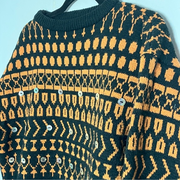 Vintage Babo Wool Sweater with Button Embellishments OSFM - Picture 2 of 6